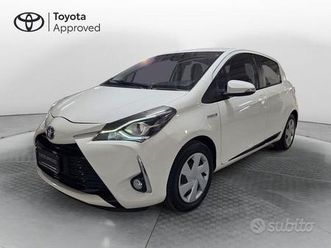 toyota yaris 3nd serie 1.5 hybrid 5 porte active
