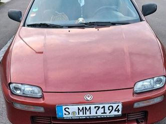 mazda 323 auto 750€