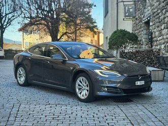 525 ps! tesla 90d (4x4) mit free premium connectivity