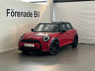 5 dr aut komfortöppning apple carplay backkamera