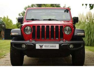 todoterreno automático de 4 puertas