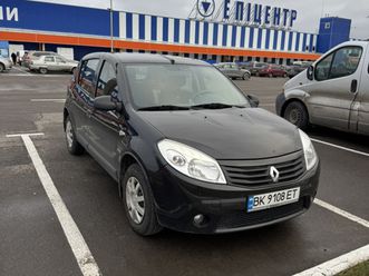 renault sandero 2012
