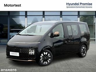 hyundai staria 1.6 t-gdi hev luxury