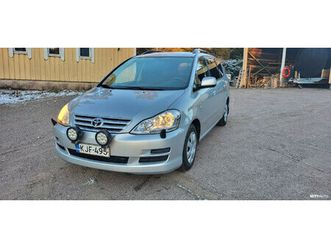 TOYOTA AVENSIS VERSO