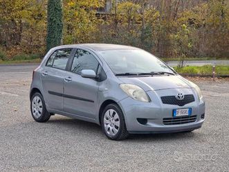 toyota yaris 1.4 d-4d 5 porte 2006-e4 manuale neo