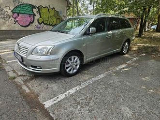 toyota avensis wagon 2.2 d-cat sol elegant