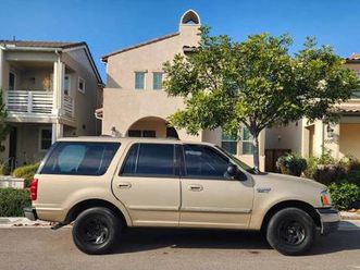 FORD EXPEDITION expedition-low-miles-navi-bluetooth