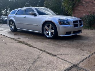 2006 dodge magnum srt-8