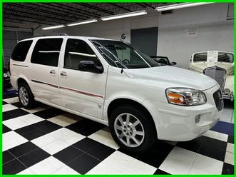 2006 buick terraza cx -14k miles - one owner - rear entertainment - pristine!