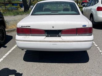 1997 ford crown victoria police interceptor