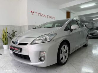 toyota prius 1.8 premium