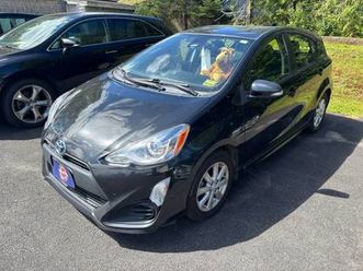 2017 toyota prius c