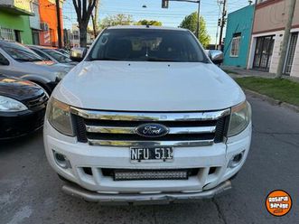 ford ranger 3.2 xlt 2013 4x2. vendo, permuto y financio. la chata se encuentra en perfecto estado funcionando todo, caja de 6ta, cierre centralizado, levantavid