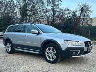 VOLVO XC70 D4 xc70-2-4-d4-momentum-awd-181cv-geartronic-euro-6b