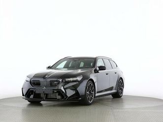 bmw m5 xdrive touring: réserver un essai sur route !