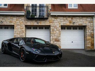 6.5 v12 lp 700-4 isr 4wd euro 5 2dr