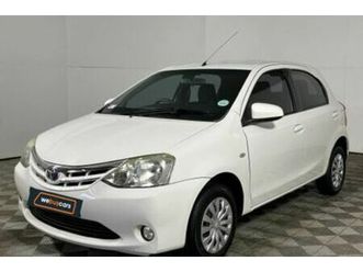 2017 toyota etios 1.5 xs 5-dr