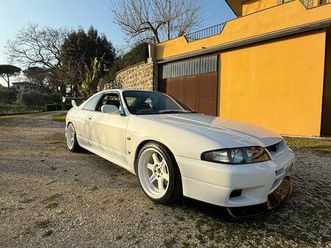 skyline gtr 33 serie 3