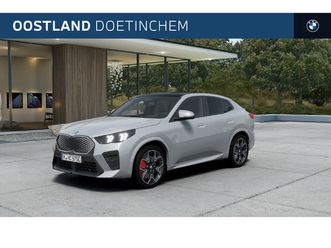 bmw ix2 edrive20 high executive m sport / panoramadak / trekhaak / sportstoelen / head-up / m adaptief onderstel / parking assistant plus / stuurverwarming