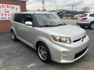 2013 scion xb 10 series