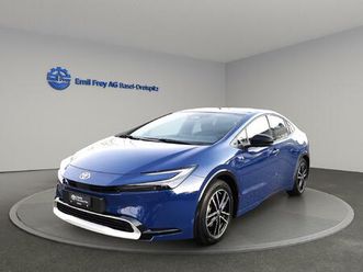 toyota prius 2.0 plug-in-hybrid style: réserver un essai sur route !