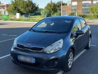 voiture kia rio