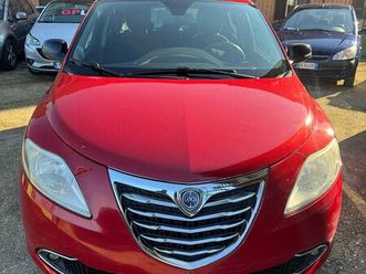 lancia ypsilon automatica!!km60.000!!