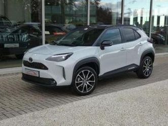 ② toyota yaris cross hybrid gr sport +pano +head-up display +d — toyota — 2ememain