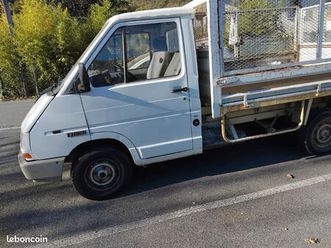 renault trafic benne