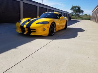 2002 dodge viper gts