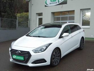 hyundai i40 2.0 gdi premium (automata) szervízk...