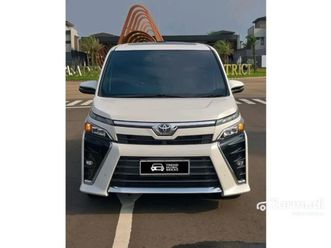 2018 toyota voxy 2.0 mpv