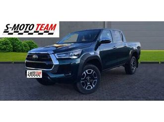 toyota hilux dvostruka kabina automatik, 2023 god.