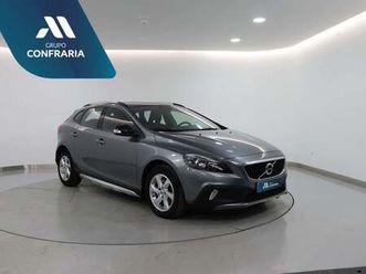 volvo v40 cross country 2.0 d2 kinetic