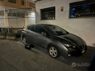 nissan leaf modello tekna