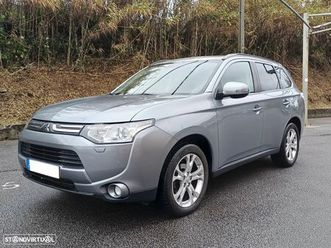 mitsubishi outlander 2.2 di-d instyle navi 4wd