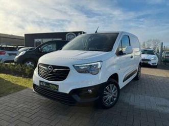 ② opel combo 1600d fret léger - 71 000 km - véhicule tva - — camionnettes & utilitaires — 2ememain