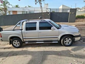 pick-up luxe 2.8 4x2 cd tb int.dies.