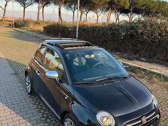 sedili in pelle e tettino apribile!!!