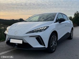 mg-mg4-4-luxury-64-kwh