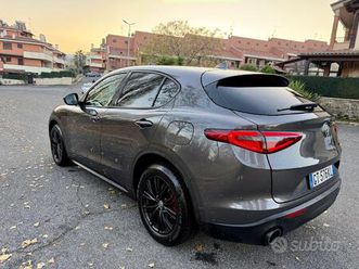 alfa stelvio automatico 2.2 diesel