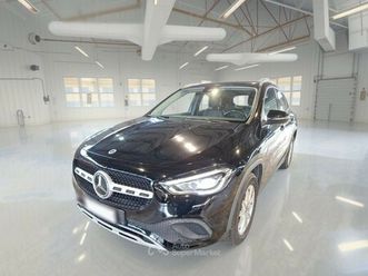mercedes-benz classe gla gla 200 d automatic business extra