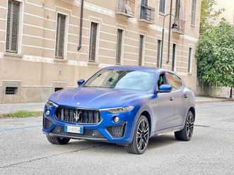 maserati levante v8 580 cv awd trofeo