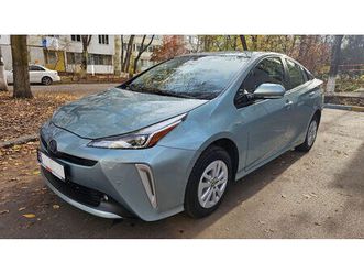 toyota prius an. 2019