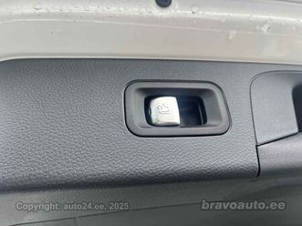 mercedes-benz glc 300 de 4matic amg line 2.0 143кв