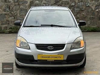 KIA RIO 1-5-crdi-trend