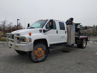 2006 gmc c5500 4x4 crew cab 154,000km