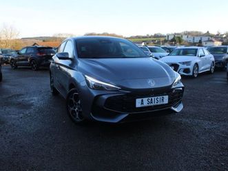 mg mg3 3 luxury 195cv hybride gps 3d usb ja 16 caméra 360° full led pk hiver boite auto