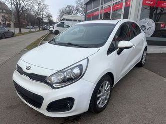 kia rio platinum edition xenon/leder/navi/pdc/bt////