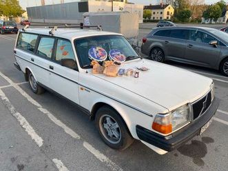 volvo 240 kombi - ehemals von ikea in älmh...